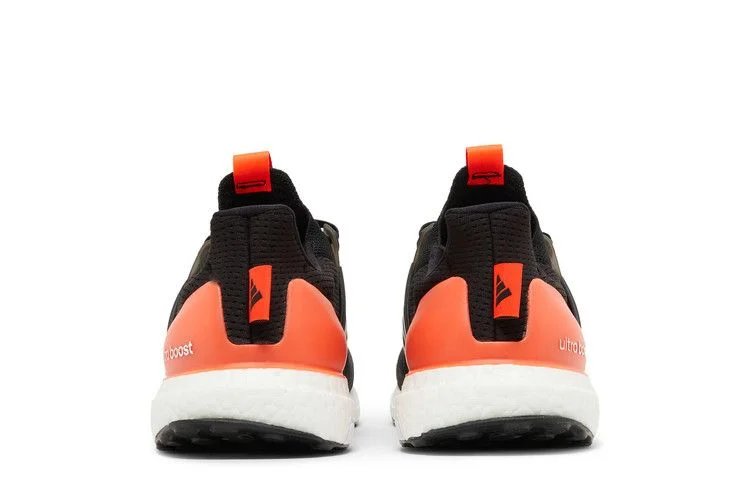 Кроссовки Adidas UltraBoost 5.0 DNA 'Black Solar Red'