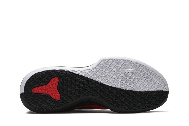 mamba-focus-university-red-aj5899-600_03
