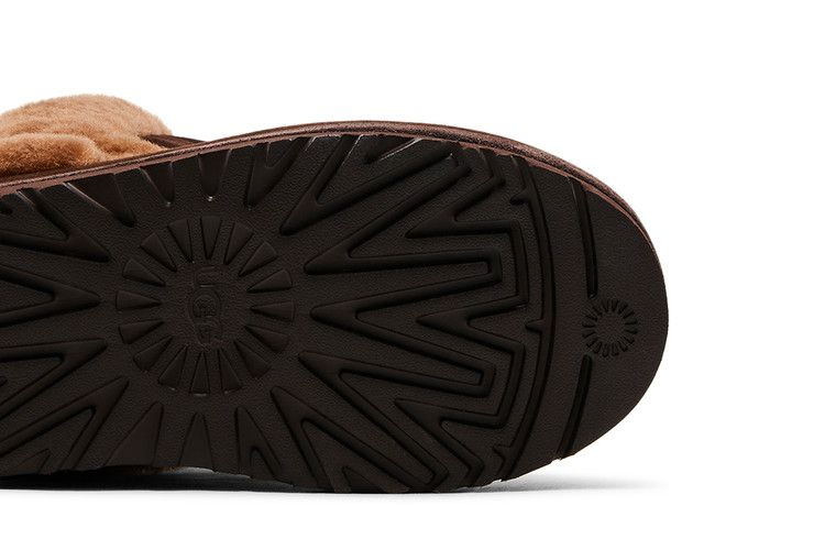Кроссовки UGG Wmns Classic Chillapeak Tall Boot 'Burnt Cedar'