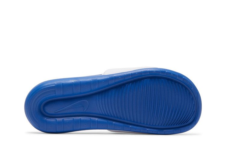victori-one-slide-game-royal-university-red-cn9675-104_03