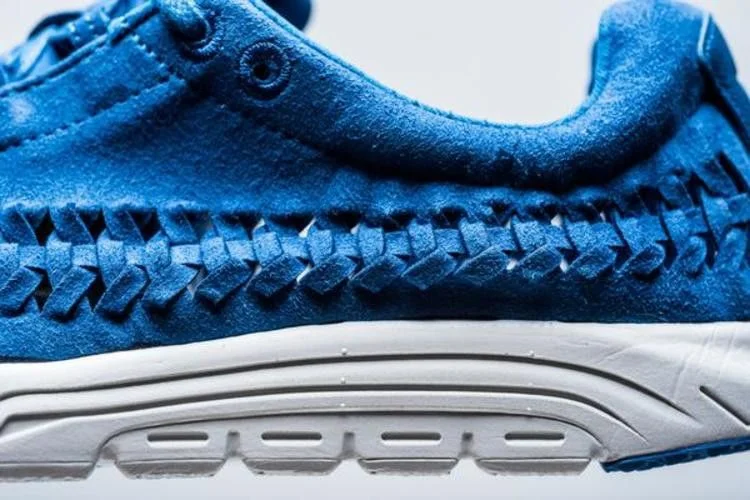 Krossovki-Nike-Mayfly-Woven-Team-Royal-2