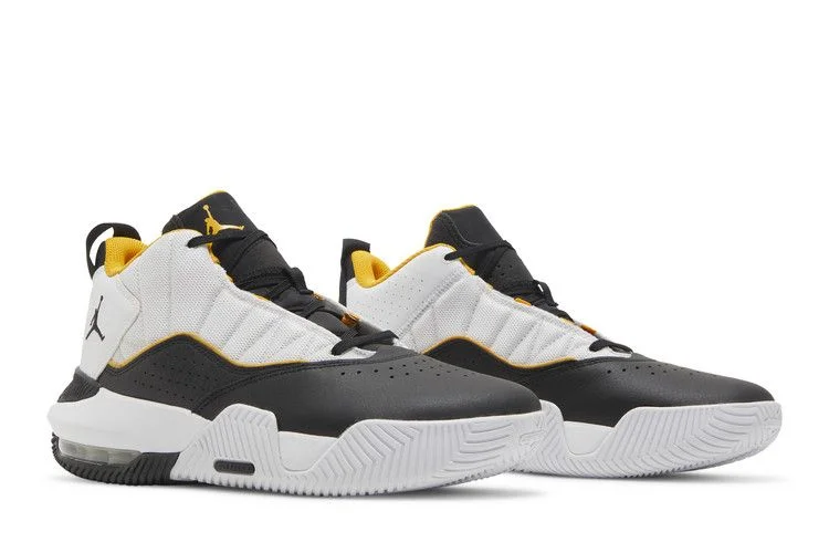 Krossovki-Air-Jordan-Stay-Loyal-White-Taxi-Black-7
