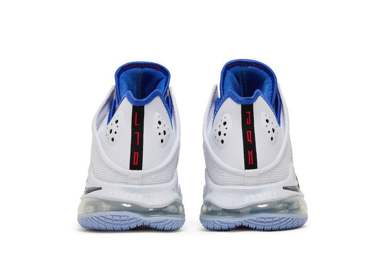 Кроссовки Nike LeBron 19 Low 'Black Toe'
