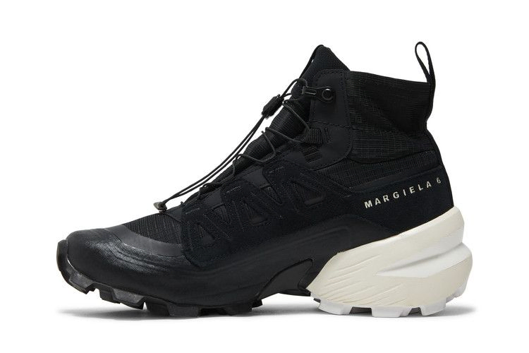 Кроссовки MM6 Maison Margiela x Salomon Wmns Cross Hike Mid 'Magnet Vanilla'