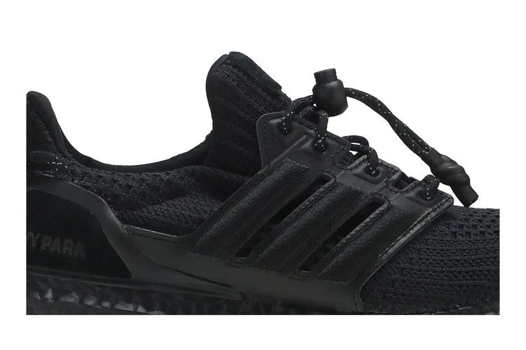 Кроссовки Ivy Park x adidas UltraBoost 'Black Hi-Res Yellow'