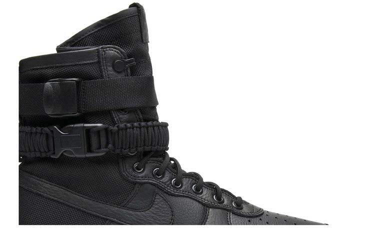 Кроссовки Nike SF Air Force 1 'Triple Black'