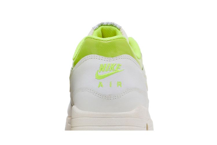 air-max-1-308866-114_06
