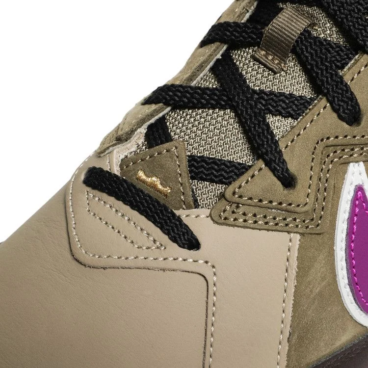 Krossovki-atmos-x-Nike-LeBron-18-Low-Viotech-8