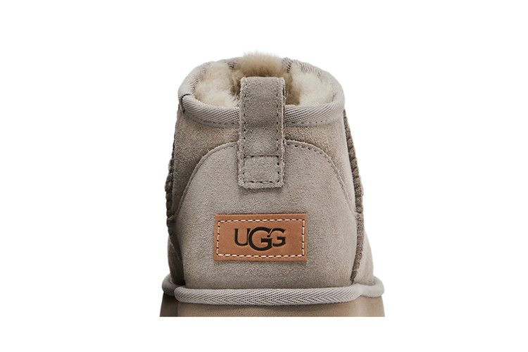 Кроссовки UGG Wmns Classic Ultra Mini Boot 'Goat'