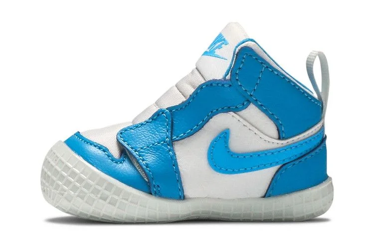 Krossovki-Air-Jordan-1-Retro-CB-UNC-2