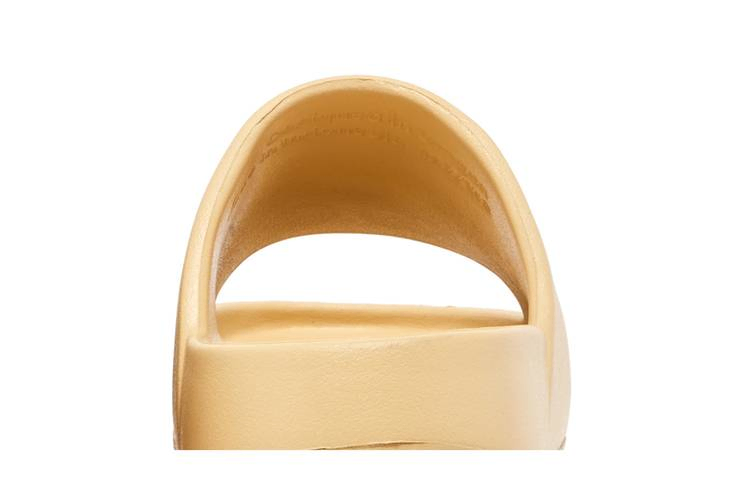 wmns-calm-slide-sesame-dx4816-200_06