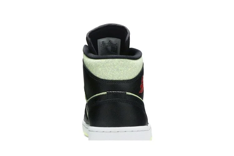 Кроссовки Wmns Air Jordan 1 Mid SE 'Black Barely Volt'