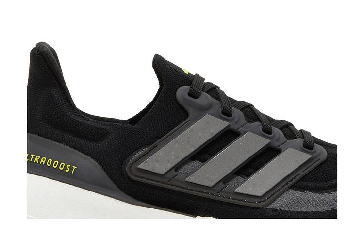 Кроссовки adidas UltraBoost Light 'Core Black'