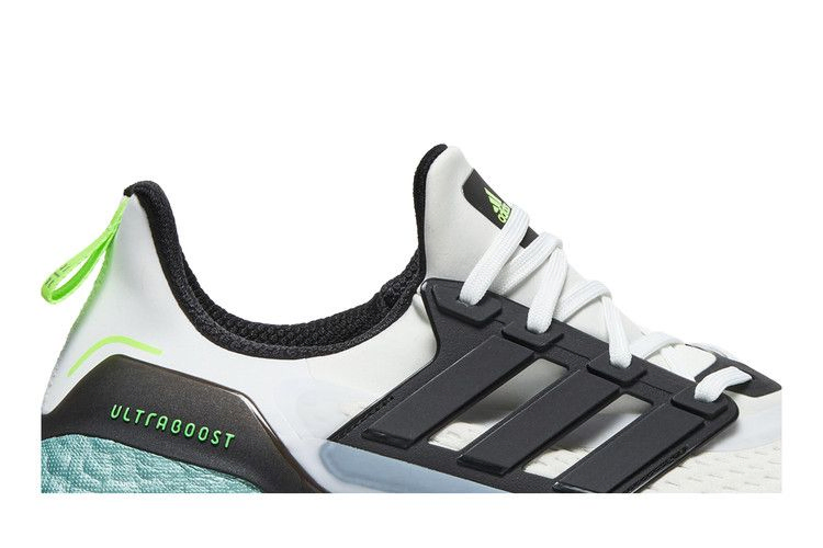 Кроссовки Adidas UltraBoost 21 Cold.Rdy 'White Signal Green'