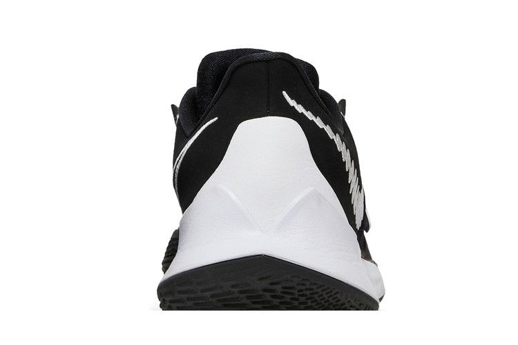 Кроссовки Nike Kyrie Low 3 TB 'Black White'