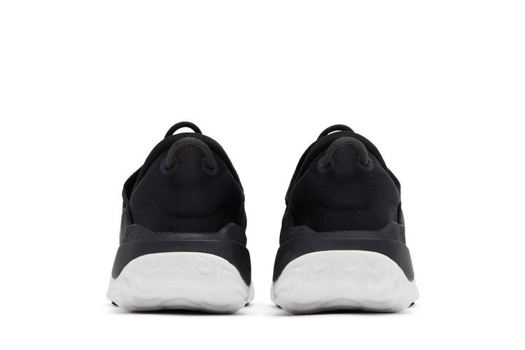 Кроссовки Nike Flow GS 'Black Off Noir'