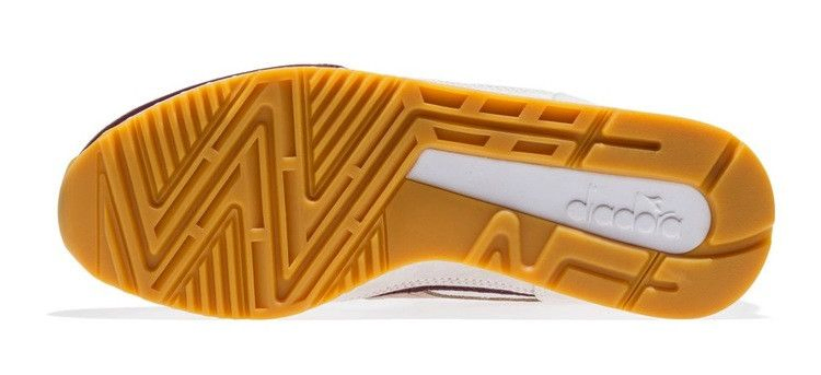 Кроссовки Diadora Ronnie Fieg x V7000 'Primo'