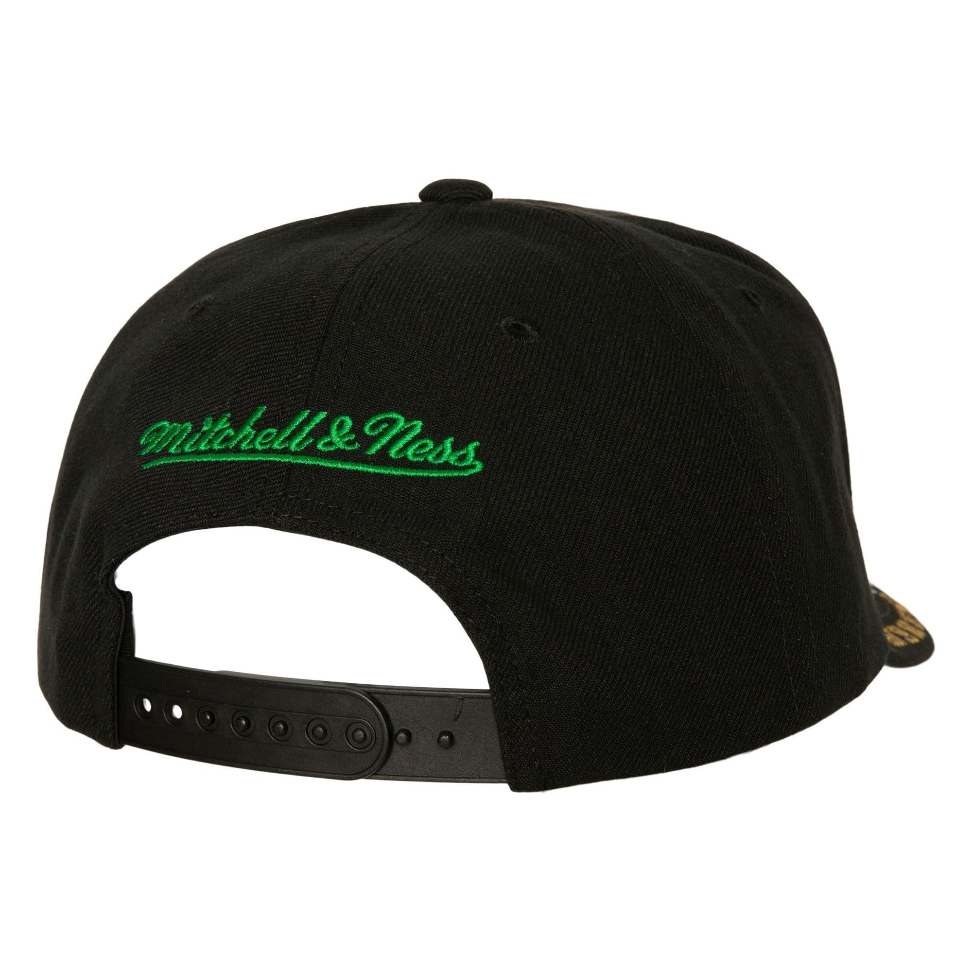 Mitchell-Ness-Against-The-Best-Pro-Snapback-Boston-Celtics-Hat-1