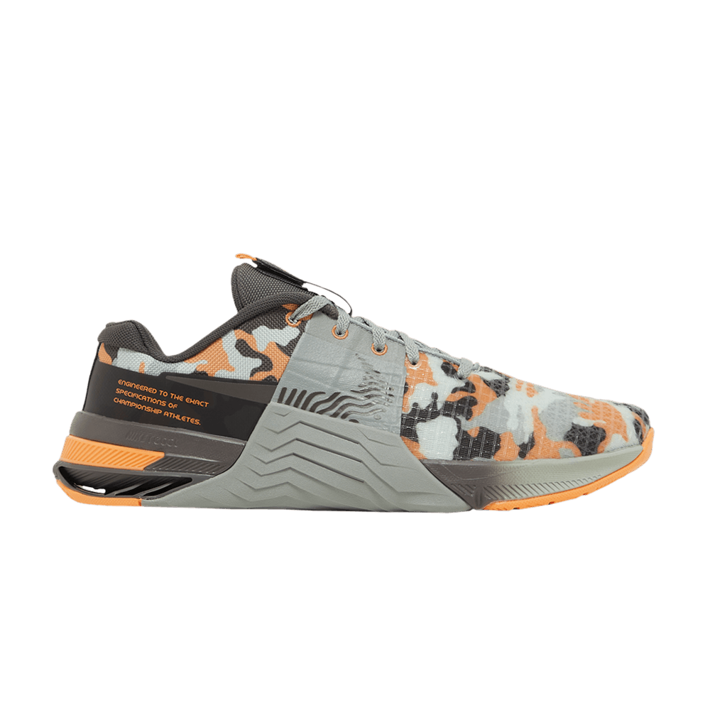 metcon-8-amp-smoky-camo-dv9019-300