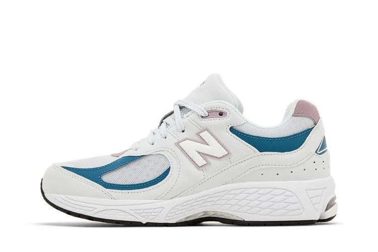 Кроссовки New Balance 2002R Big Kid 'Quartz Grey Ice Wine'