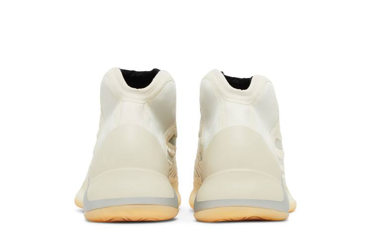 yeezy-quantum-cream-hq2085_05