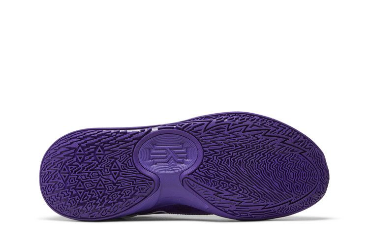 Кроссовки Nike Kyrie Low 5 TB Promo 'Court Purple'