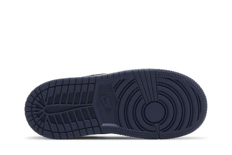 air-jordan-1-retro-high-og-td-midnight-navy-fd1413-401_03