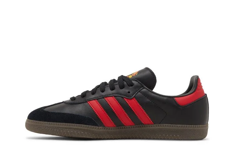 Krossovki-Manchester-United-x-adidas-Samba-Team-Black-Real-Red-2