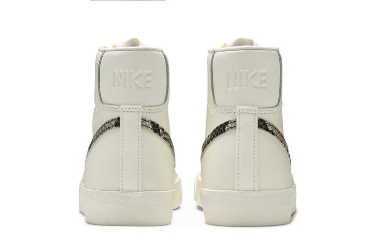 Кроссовки Nike Wmns Blazer Mid '77 SE 'Snakeskin'