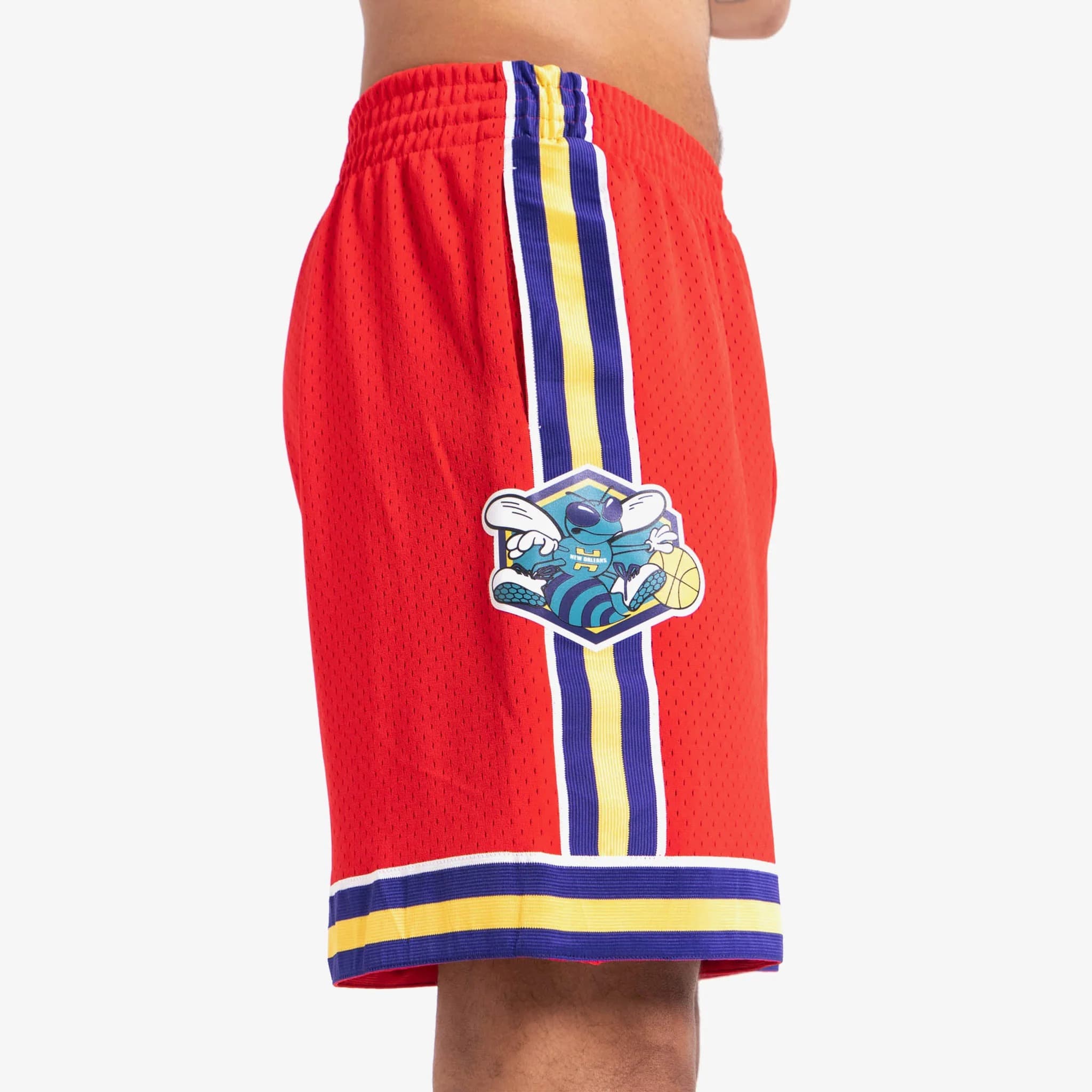 Mitchell-Ness-Oklahoma-City-Hornets-Valentines-Day-Swingman-NBA-Shorts-4