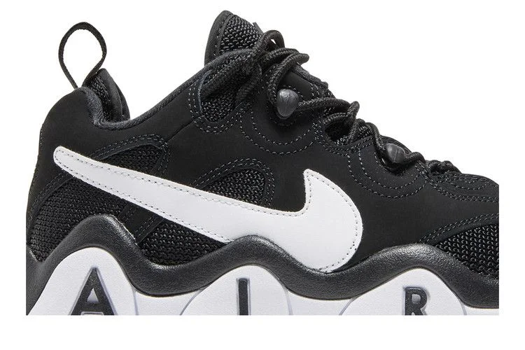 Krossovki-Nike-Air-Barrage-Low-GS-Black-White-1