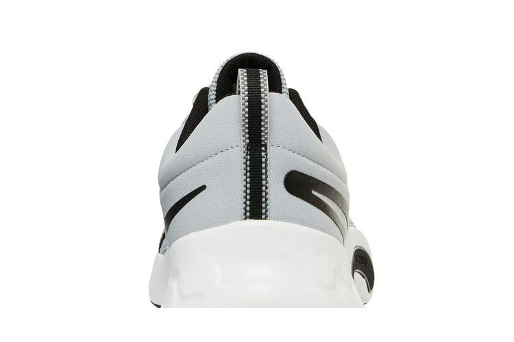 Кроссовки Nike Renew Retaliation TR 3 'Wolf Grey'