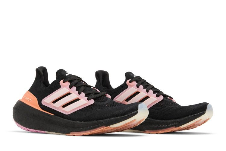 wmns-ultraboost-light-black-beam-pink-hq8599_07