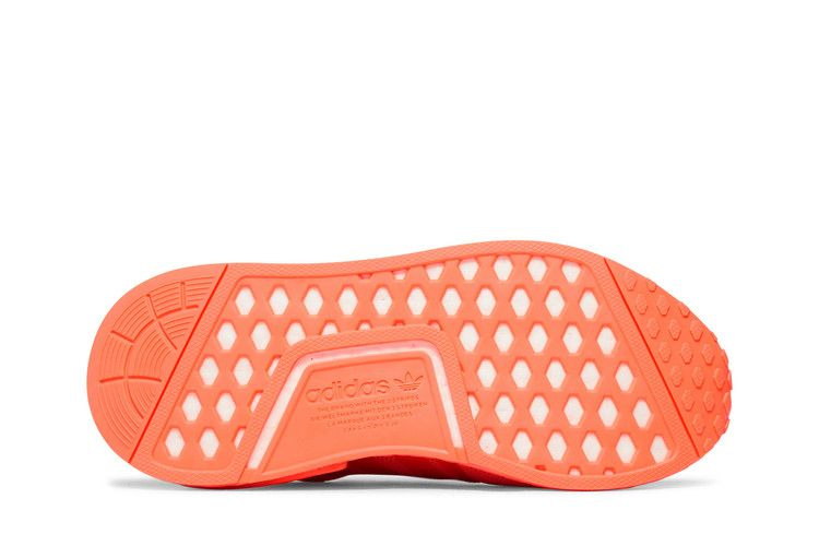wmns-nmd_r1-signal-coral-fx0827_03