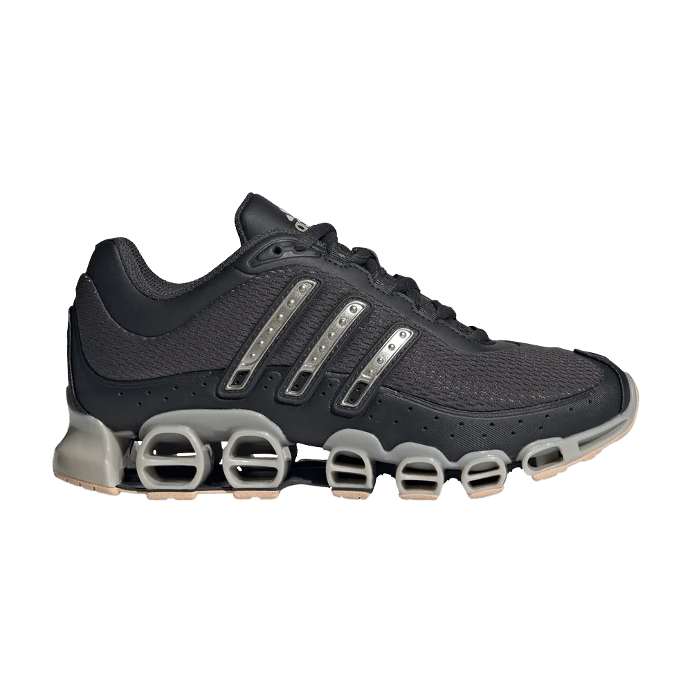 Krossovki-adidas-Wmns-a3-Megaride-Carbon-Champagne-Metallic