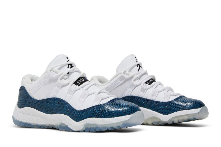 air-jordan-11-retro-low-ps-navy-snakeskin-2019-cd6848-102_07