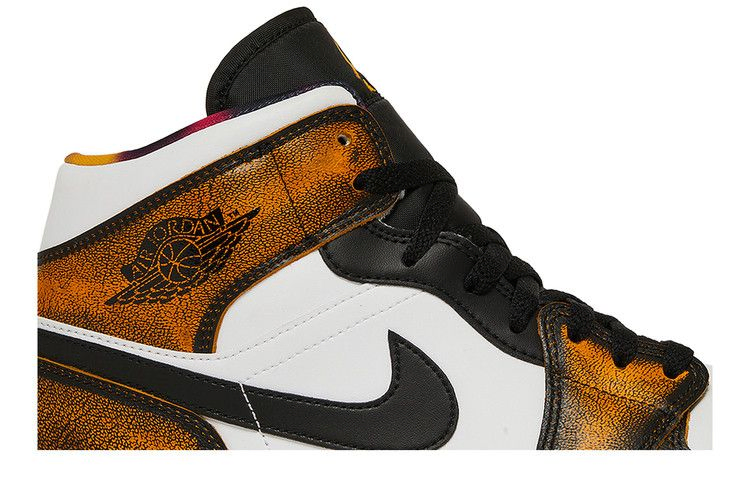 air-jordan-mid-1-se-wear-away-taxi-dq8417-071_01