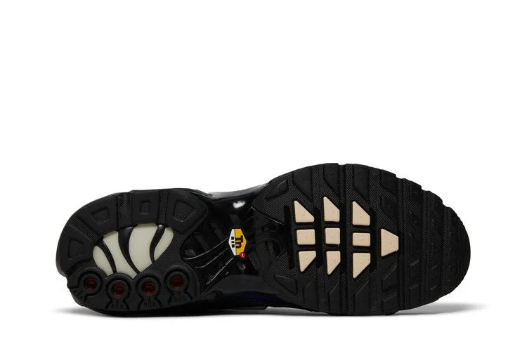 Krossovki-Nike-Air-Max-Plus-Midnight-Navy-3