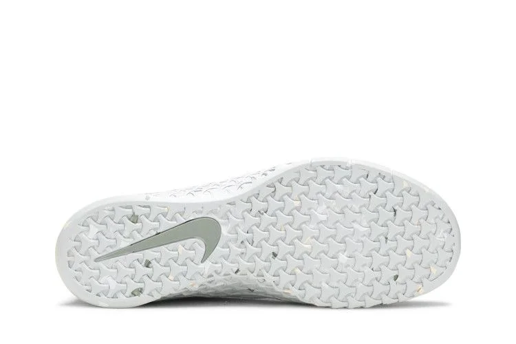 Krossovki-Nike-Wmns-Metcon-4-Silver-Guava-3
