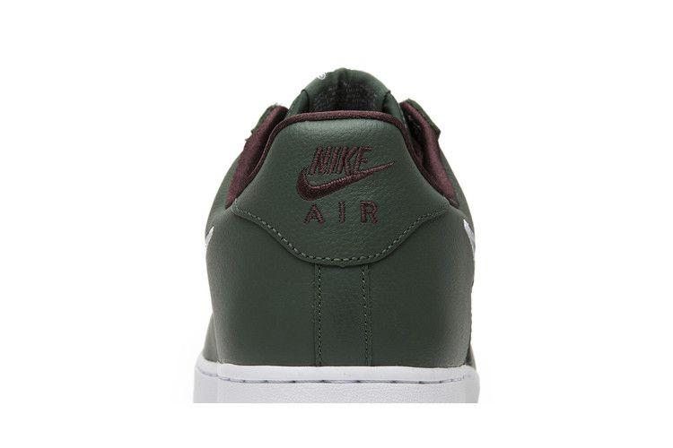 Кроссовки Nike Air Force 1 Low Retro 'Hong Kong' 2018
