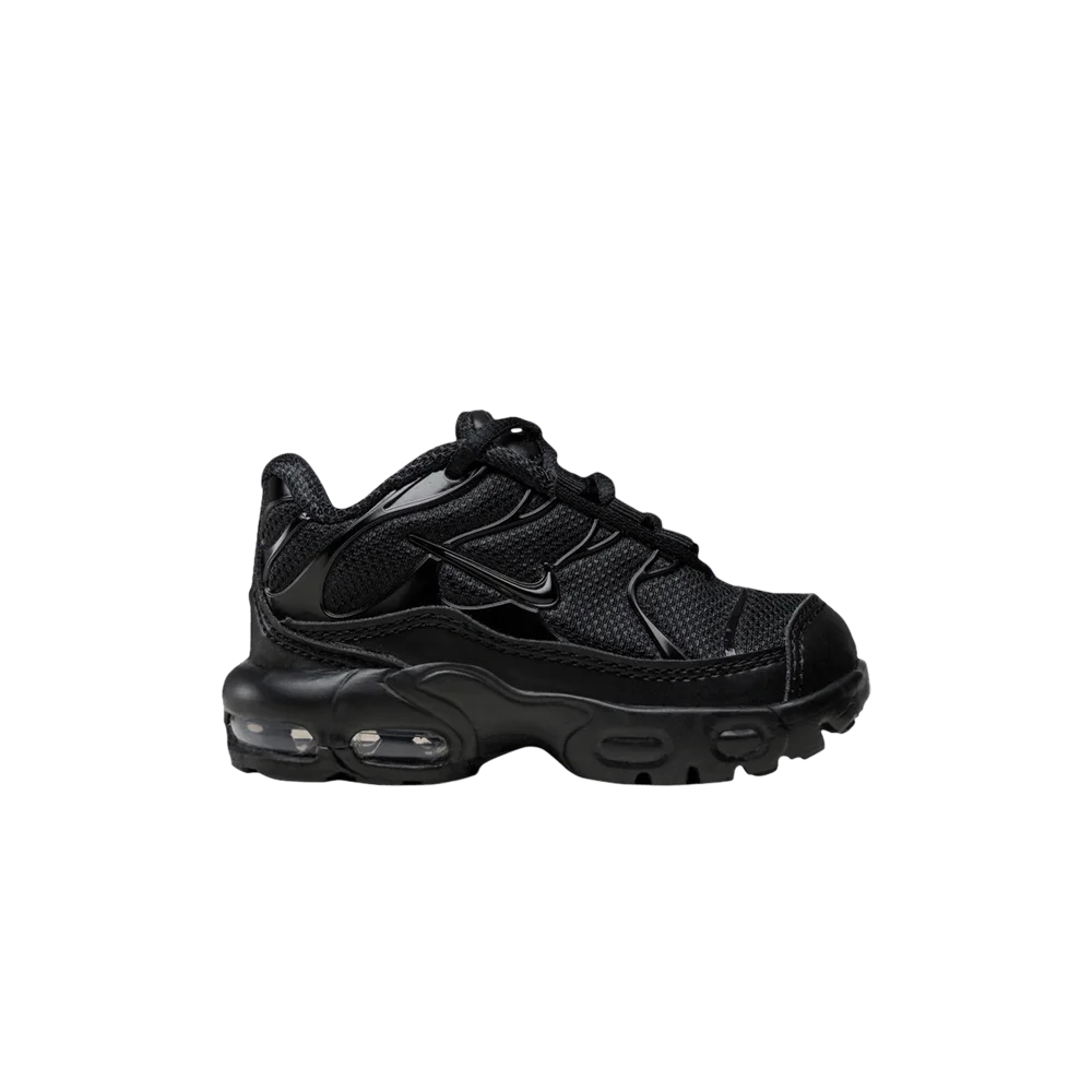 Krossovki-Nike-Air-Max-Plus-TD-Triple-Black