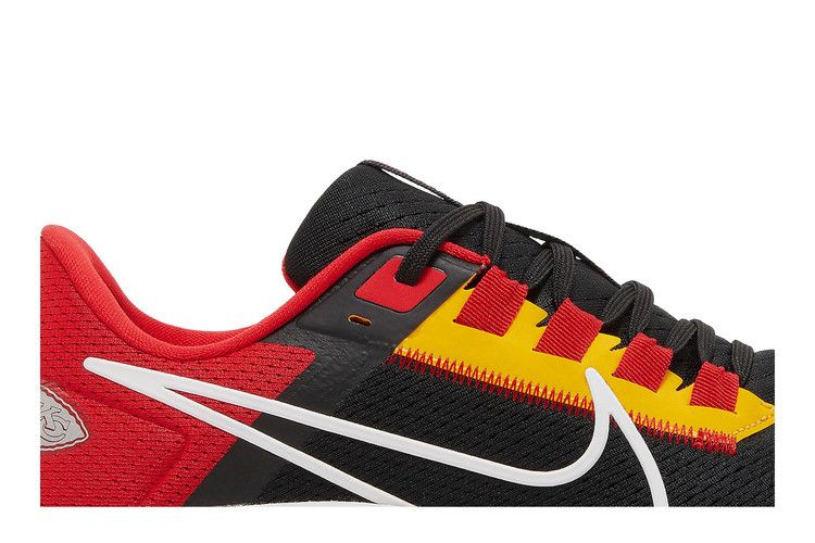 Кроссовки NFL x Nike Air Zoom Pegasus 38 'Kansas City Chiefs'