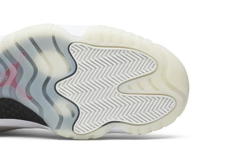 Krossovki-Air-Jordan-11-Retro-Platinum-Tint-4