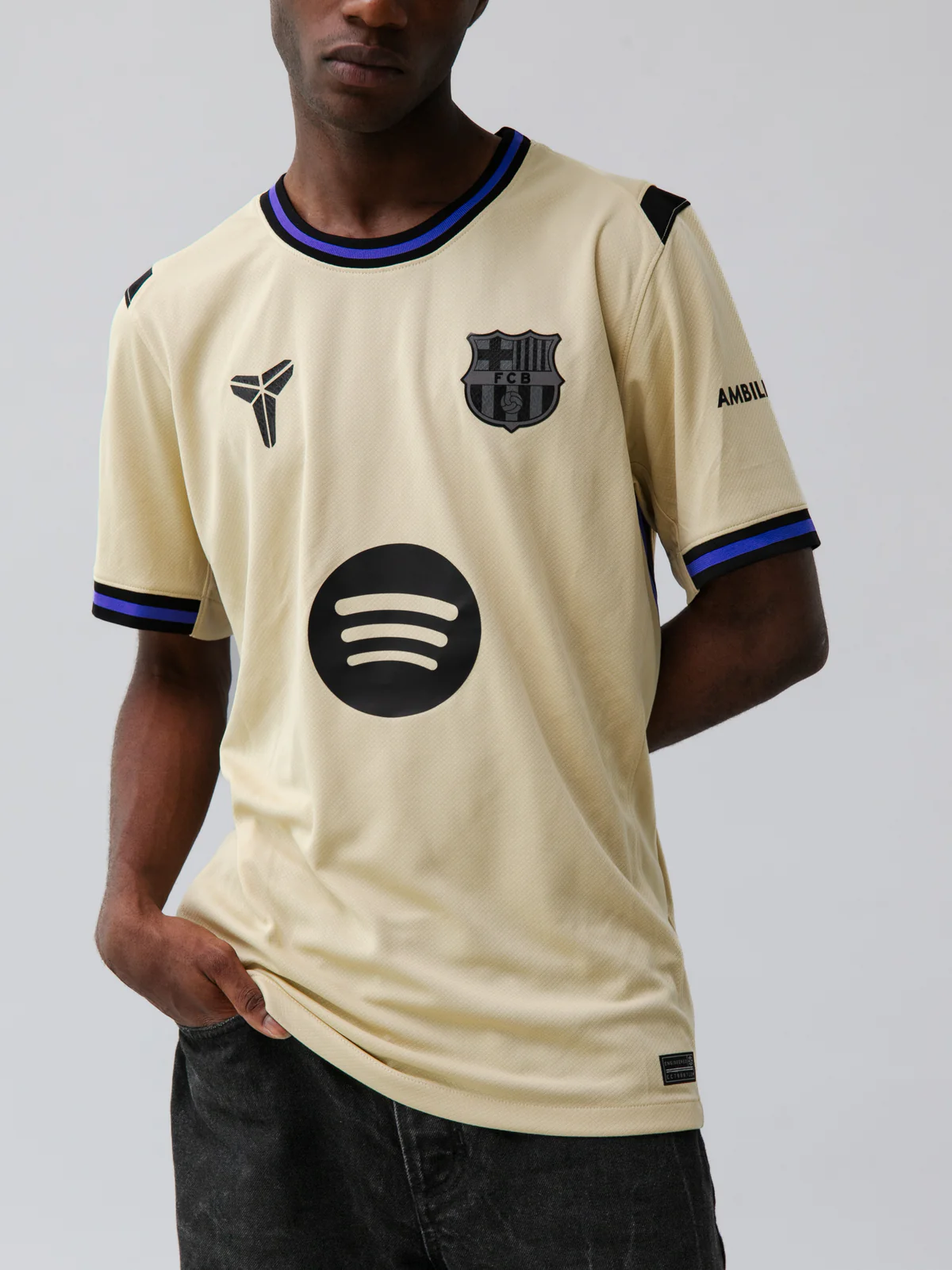 Футбольное джерси FC Barcelona x Kobe Bryant 25/26 UCL or La Liga away jersey PEDRI