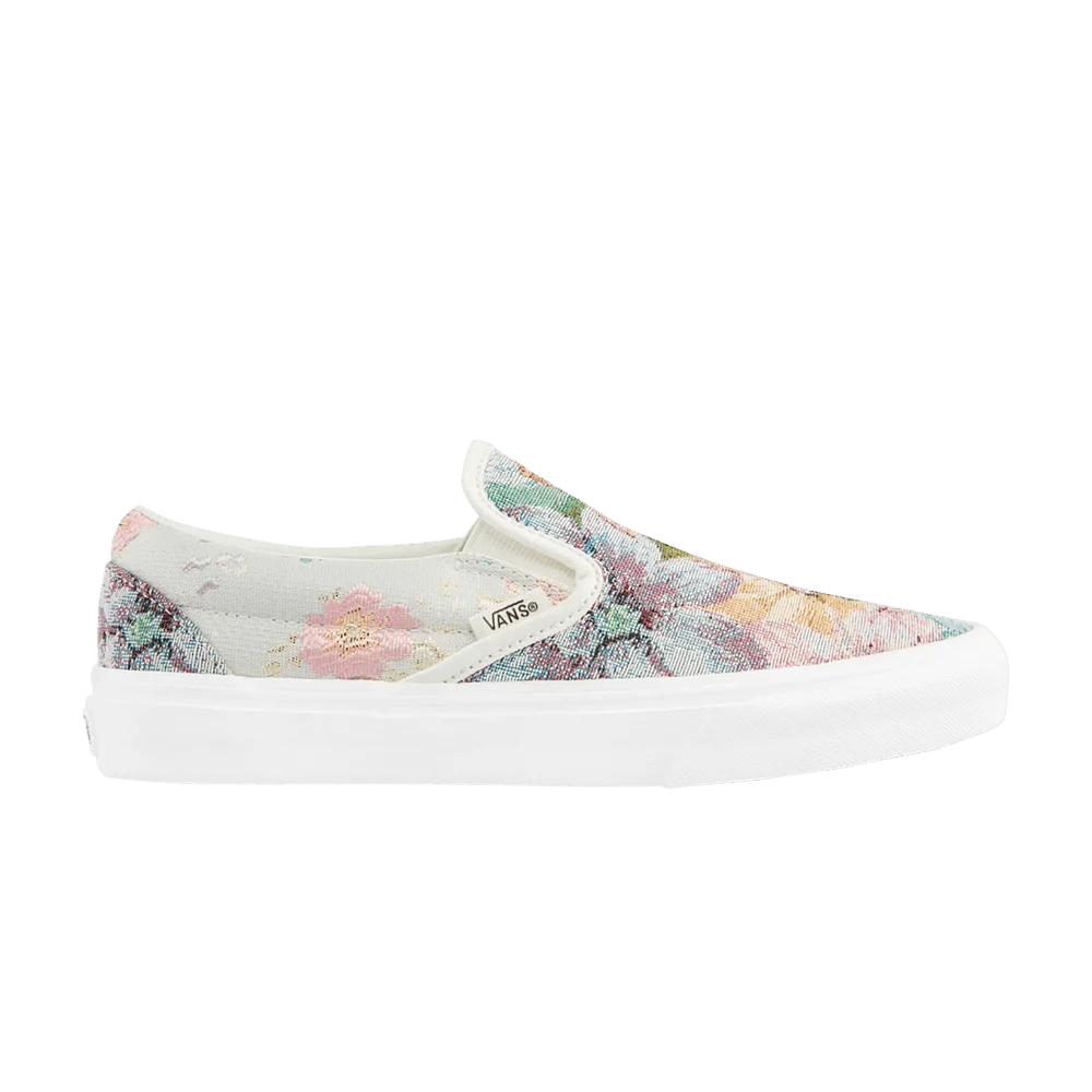 Vans-Classic-Slip-On-Tapestry