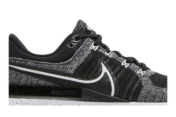 wmns-react-infinity-run-flyknit-2-white-black-ct2423-101_01