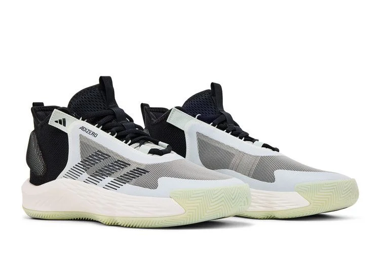 Krossovki-adidas-Adizero-Select-Sesame-Black-7