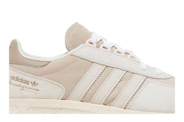 retropy-e5-bliss-chalky-brown-gv6760_01