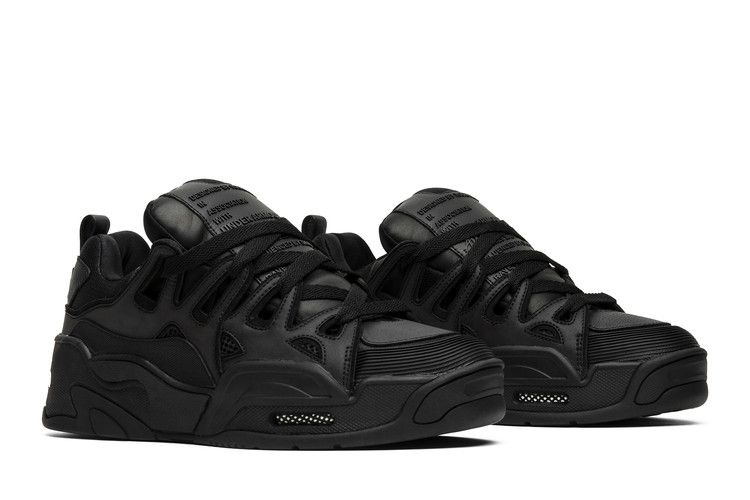 awge-x-srlo-triple-black-3021559-002_07