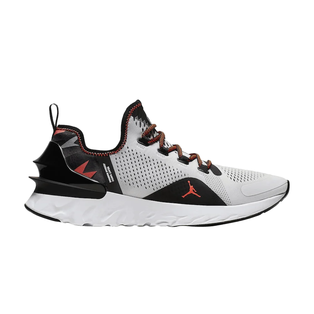 Krossovki-Paris-Saint-Germain-x-Air-Jordan-Jordan-React-Havoc